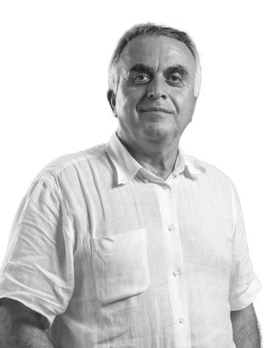 Antonis Tsakiris, Plant Director